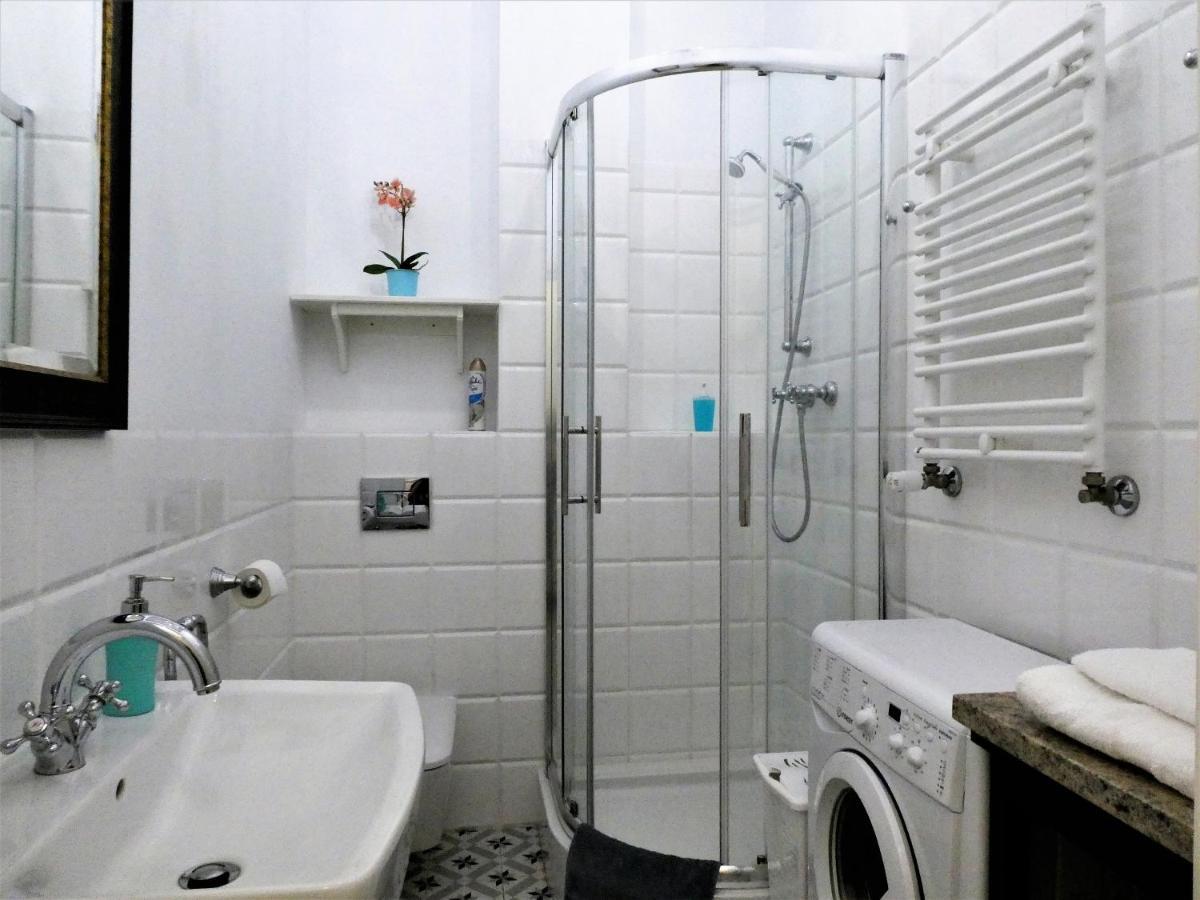 Apartamenty Metro Praga Warschau Exterior foto